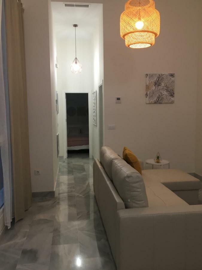 Apartamento Nuevo En Casa Tipo Palacio Cádiz Buitenkant foto